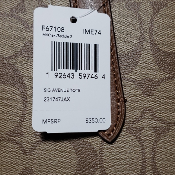 Designer Handbag - Picture 11 of 11